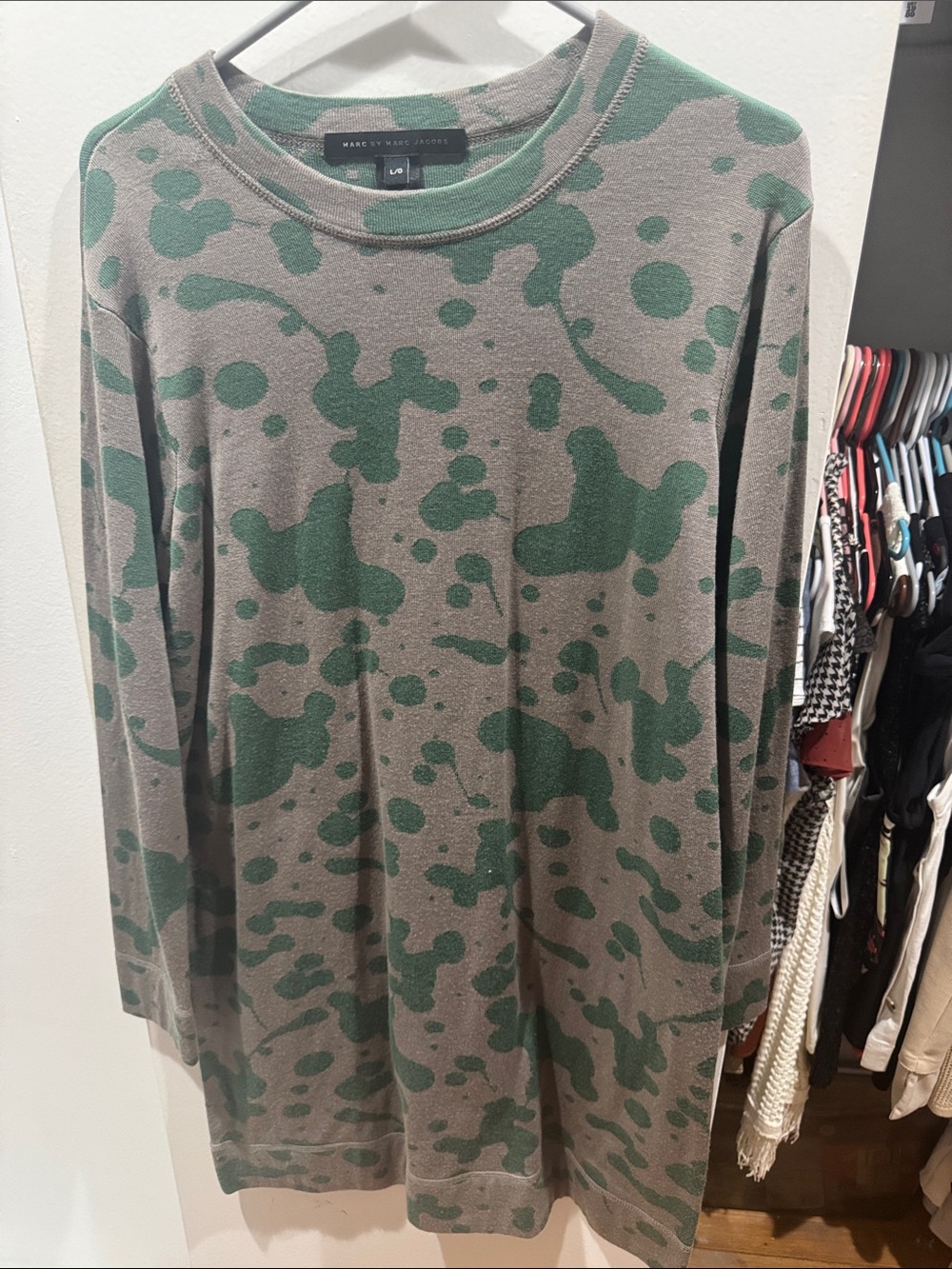 Marc by Marc Jacobs Gray Crewneck Wool Dress with Green Splash Print
Size: Large